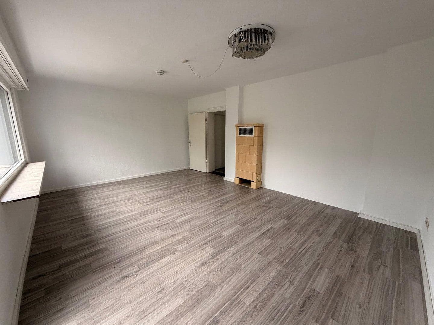 Predaj domu 87 m², pozemek 295 m², Goslar, Dolné Sasko Predaj domu 87 m², pozemek 295 m², Goslar, Dolné Sasko