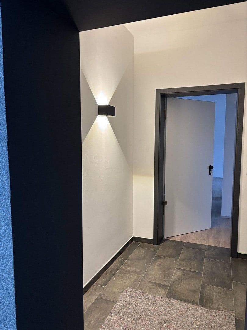 Prenájom bytu 2-izbový 85 m², Kaiserslautern, Porýnie-Falcko Prenájom bytu 2-izbový 85 m², Kaiserslautern, Porýnie-Falcko