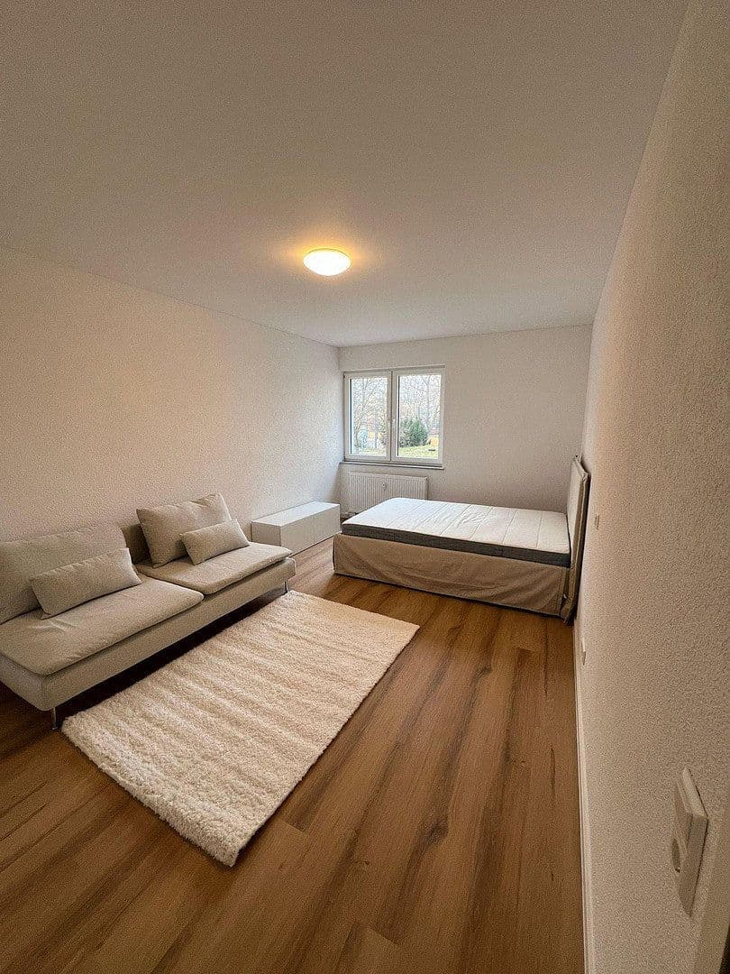 Prenájom bytu 1-izbový 46 m², Mannheim, Bádensko-Wurttembersko Prenájom bytu 1-izbový 46 m², Mannheim, Bádensko-Wurttembersko
