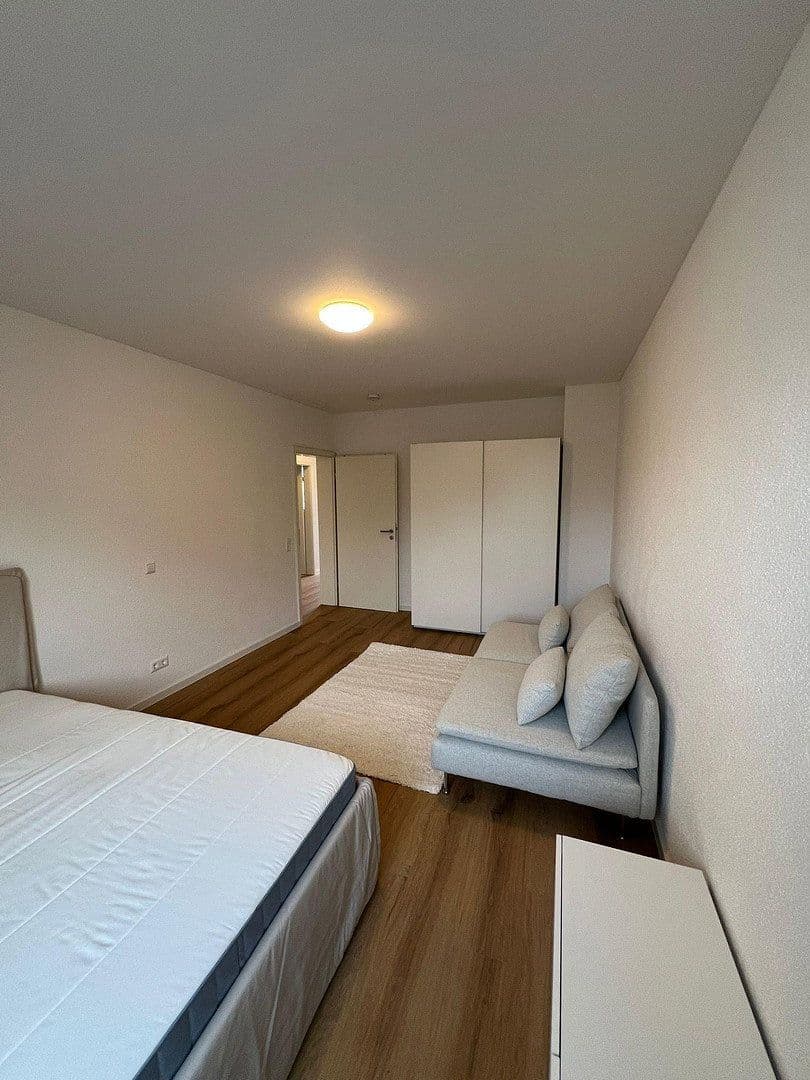 Prenájom bytu 1-izbový 46 m², Mannheim, Bádensko-Wurttembersko Prenájom bytu 1-izbový 46 m², Mannheim, Bádensko-Wurttembersko