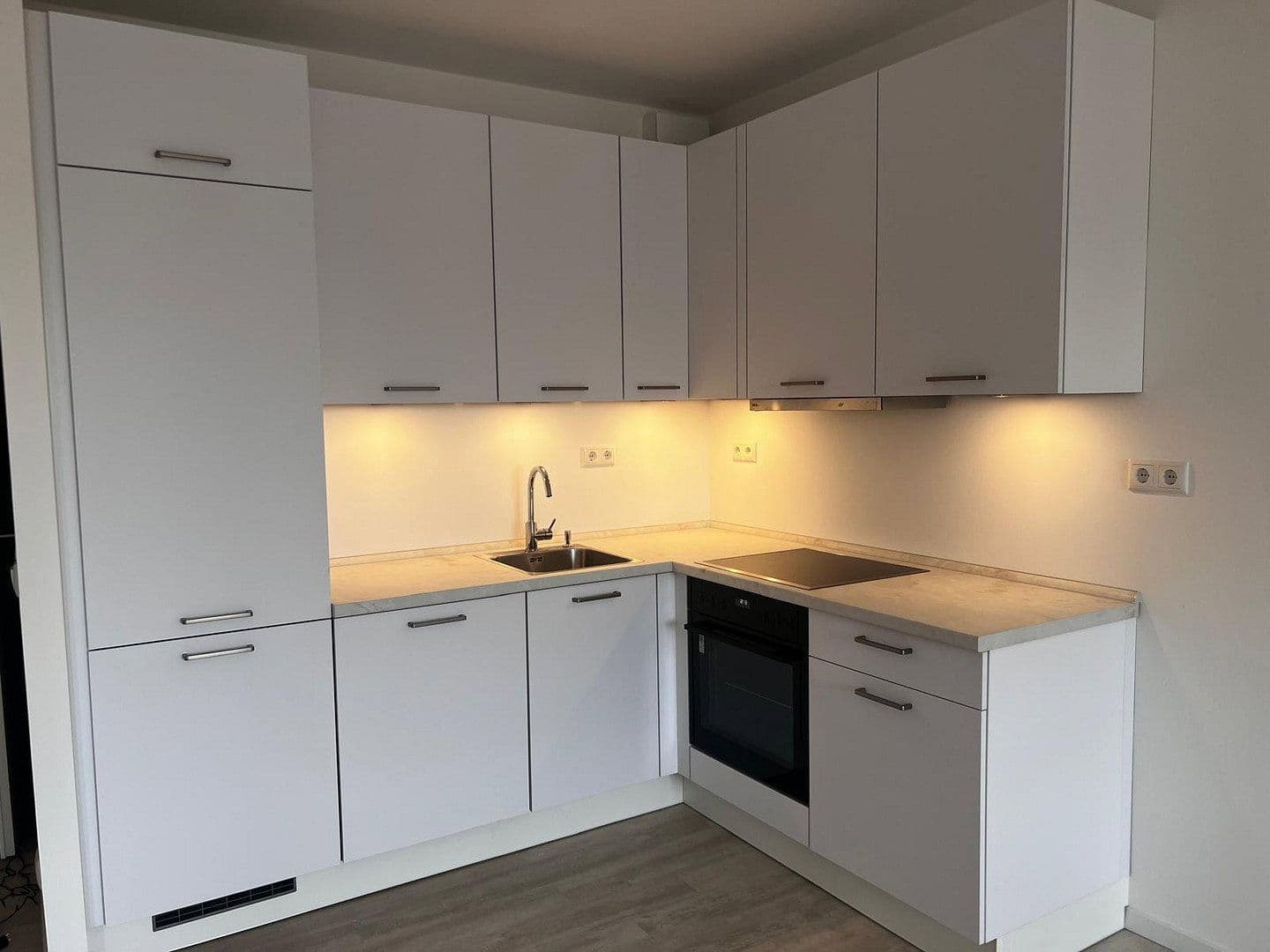 Prenájom bytu 2-izbový 60 m², An der alten Gärtnerei 34A, Berlin, Berlín Prenájom bytu 2-izbový 60 m², An der alten Gärtnerei 34A, Berlin, Berlín
