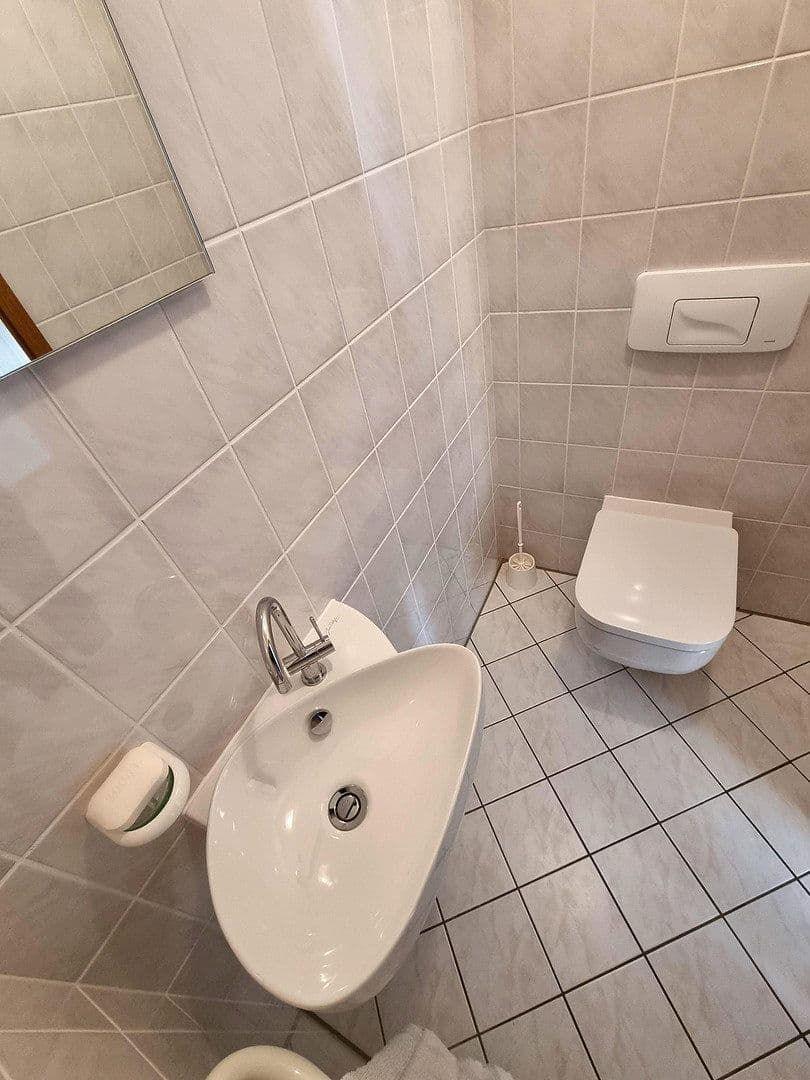Prenájom bytu 3-izbový 119 m², Bochum, Severné Porýnie - Westfálsko Prenájom bytu 3-izbový 119 m², Bochum, Severné Porýnie - Westfálsko