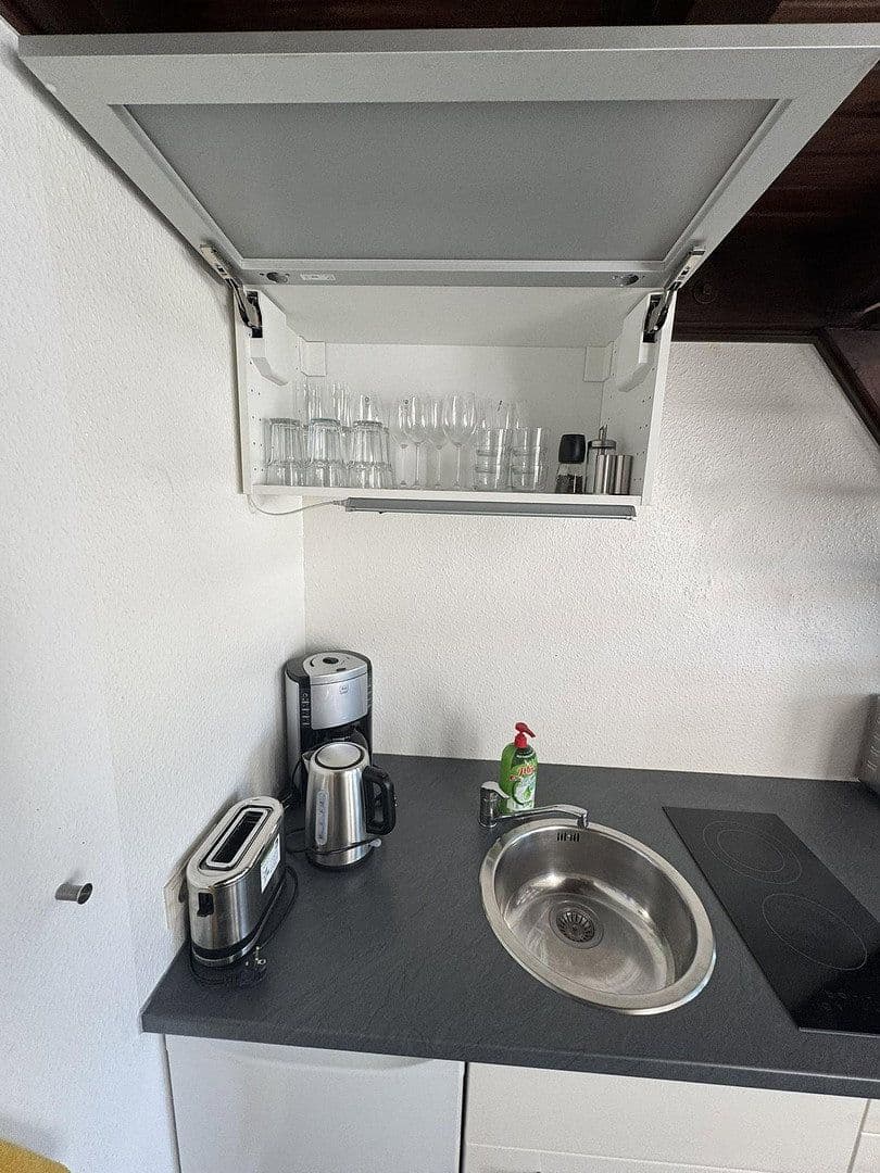 Prenájom bytu 1-izbový 24 m², Köln, Severné Porýnie - Westfálsko Prenájom bytu 1-izbový 24 m², Köln, Severné Porýnie - Westfálsko