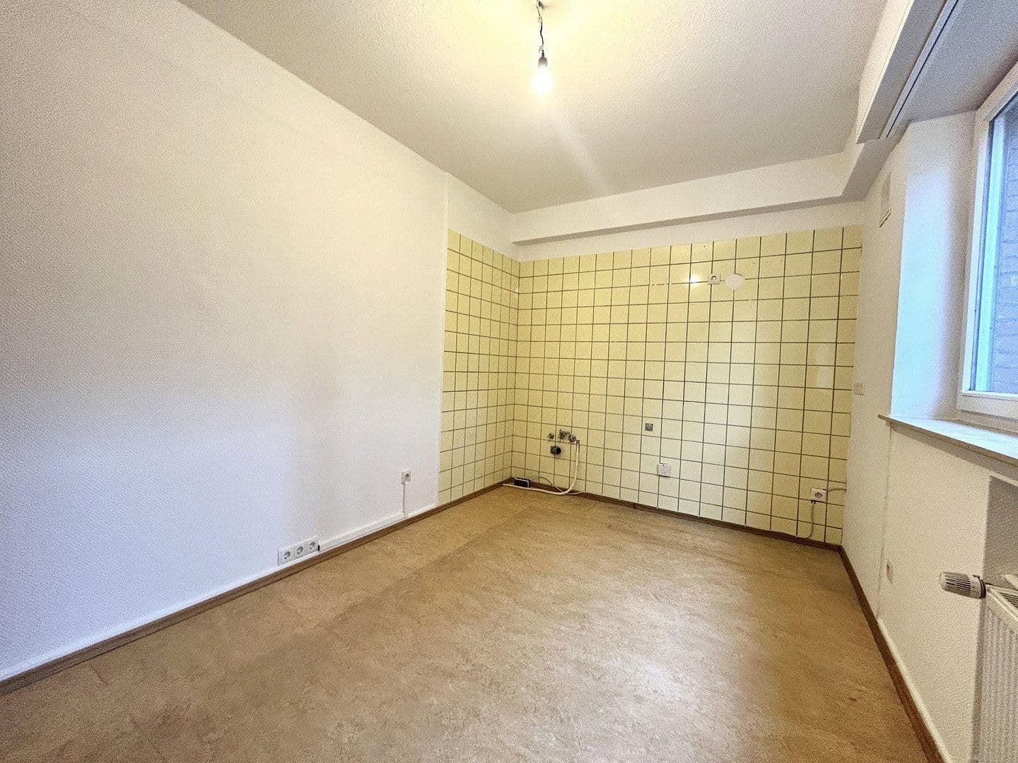 Prenájom bytu 3-izbový 122 m², Osianderweg 1, Alfeld (Leine), Dolné Sasko Prenájom bytu 3-izbový 122 m², Osianderweg 1, Alfeld (Leine), Dolné Sasko