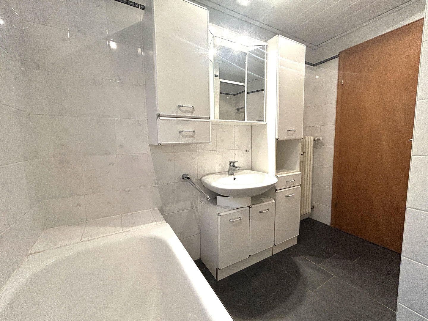 Prenájom bytu 3-izbový 122 m², Osianderweg 1, Alfeld (Leine), Dolné Sasko Prenájom bytu 3-izbový 122 m², Osianderweg 1, Alfeld (Leine), Dolné Sasko