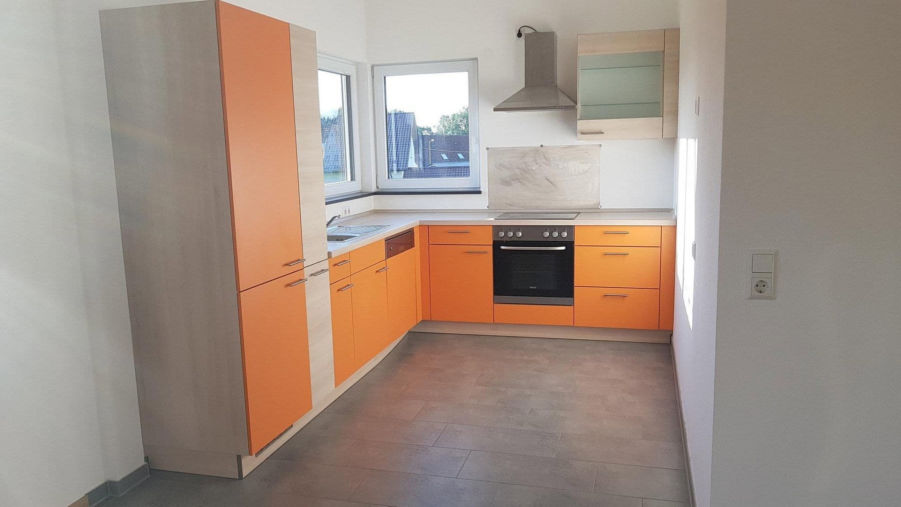 Prenájom bytu 4-izbový 100 m², Tiefenbach, Bádensko-Wurttembersko Prenájom bytu 4-izbový 100 m², Tiefenbach, Bádensko-Wurttembersko
