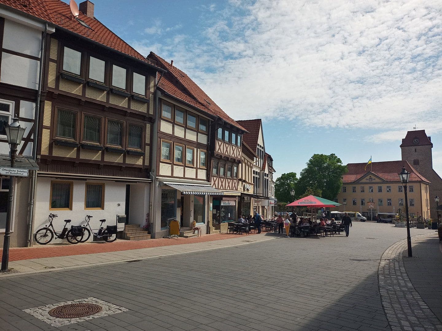 Predaj domu 219 m², pozemek 161 m², Schöningen, Dolné Sasko Predaj domu 219 m², pozemek 161 m², Schöningen, Dolné Sasko