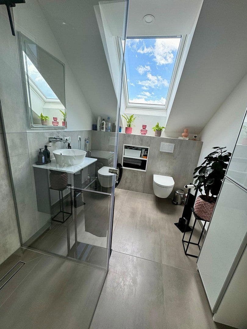 Prenájom bytu 2-izbový 50 m², Stuttgart-Stammheim, Bádensko-Wurttembersko Prenájom bytu 2-izbový 50 m², Stuttgart-Stammheim, Bádensko-Wurttembersko