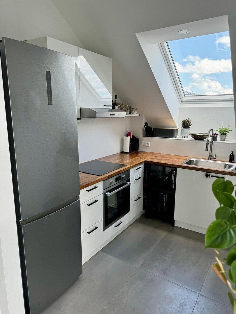 Prenájom bytu 2-izbový 50 m², Stuttgart-Stammheim, Bádensko-Wurttembersko Prenájom bytu 2-izbový 50 m², Stuttgart-Stammheim, Bádensko-Wurttembersko