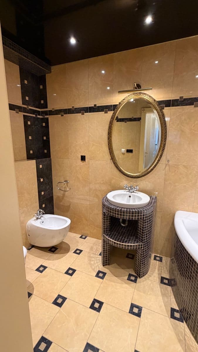Prenájom bytu 3-izbový 80 m², V Osikách, Praha, Praha Prenájom bytu 3-izbový 80 m², V Osikách, Praha, Praha