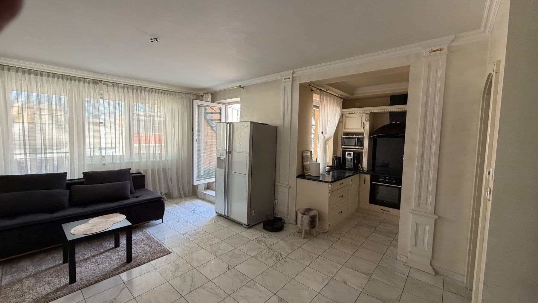Prenájom bytu 3-izbový 80 m², V Osikách, Praha, Praha Prenájom bytu 3-izbový 80 m², V Osikách, Praha, Praha