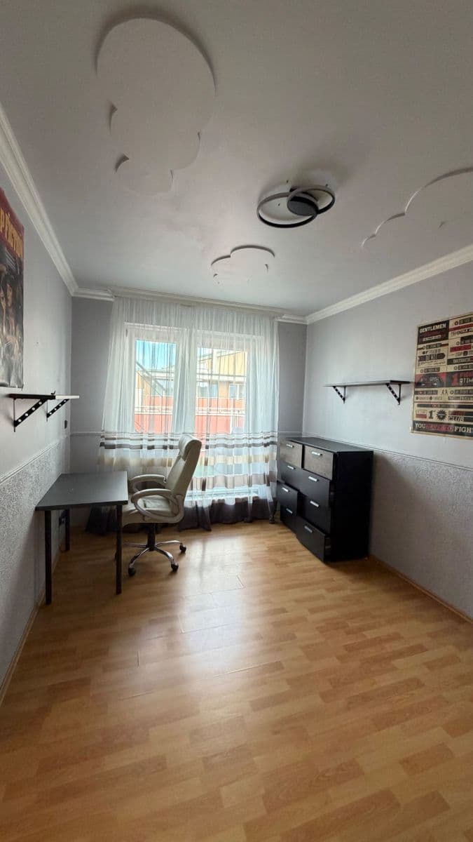 Prenájom bytu 3-izbový 80 m², V Osikách, Praha, Praha Prenájom bytu 3-izbový 80 m², V Osikách, Praha, Praha