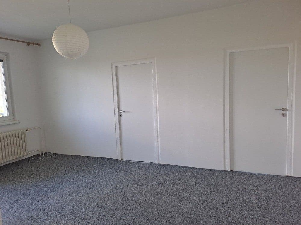 Prenájom bytu 3-izbový 61 m², Dělnická, Olomouc, Olomoucký kraj Prenájom bytu 3-izbový 61 m², Dělnická, Olomouc, Olomoucký kraj
