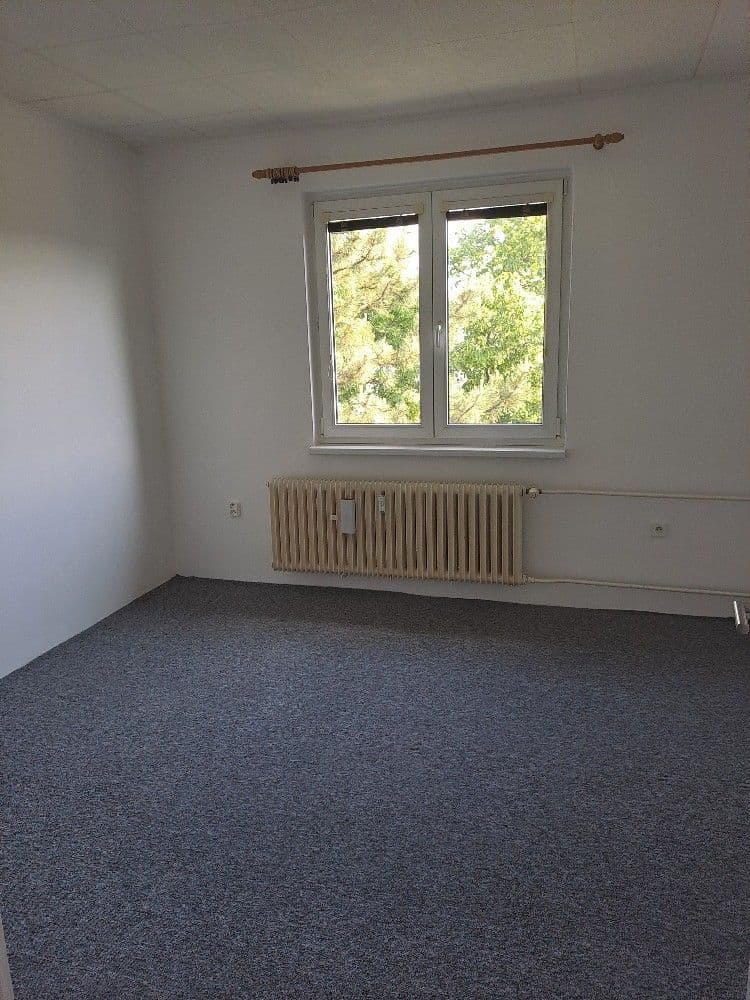 Prenájom bytu 3-izbový 61 m², Dělnická, Olomouc, Olomoucký kraj Prenájom bytu 3-izbový 61 m², Dělnická, Olomouc, Olomoucký kraj