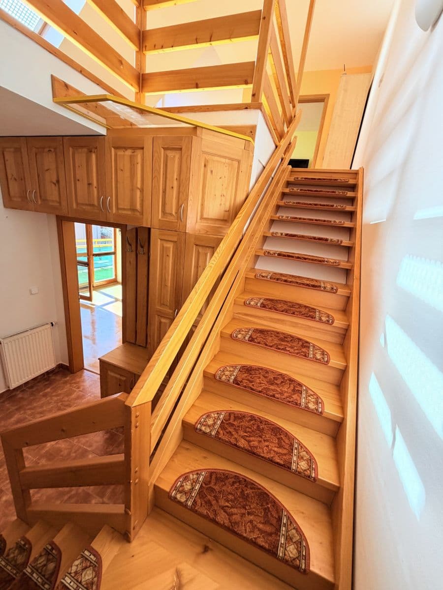 Predaj bytu 4-izbový 122 m², U Trojice, České Budějovice, Jihočeský kraj Predaj bytu 4-izbový 122 m², U Trojice, České Budějovice, Jihočeský kraj