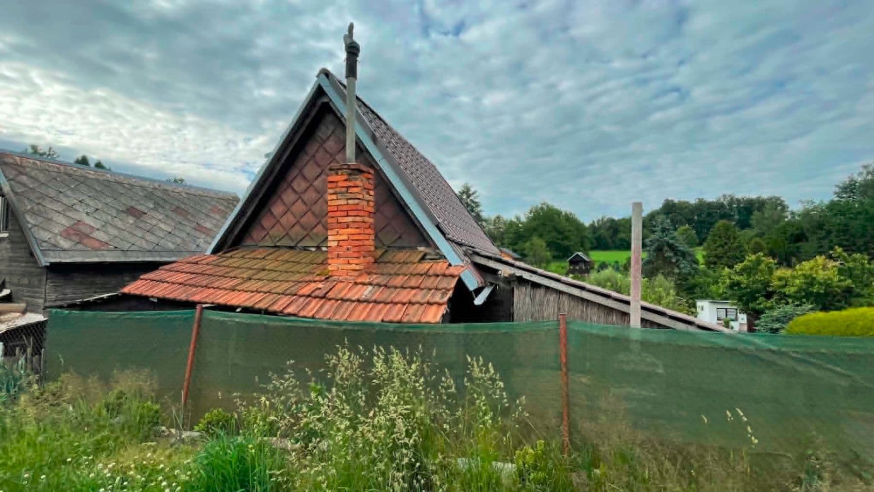 Predaj rekreačného objektu 25 m², pozemek 454 m², Polná, Kraj Vysočina Predaj rekreačného objektu 25 m², pozemek 454 m², Polná, Kraj Vysočina