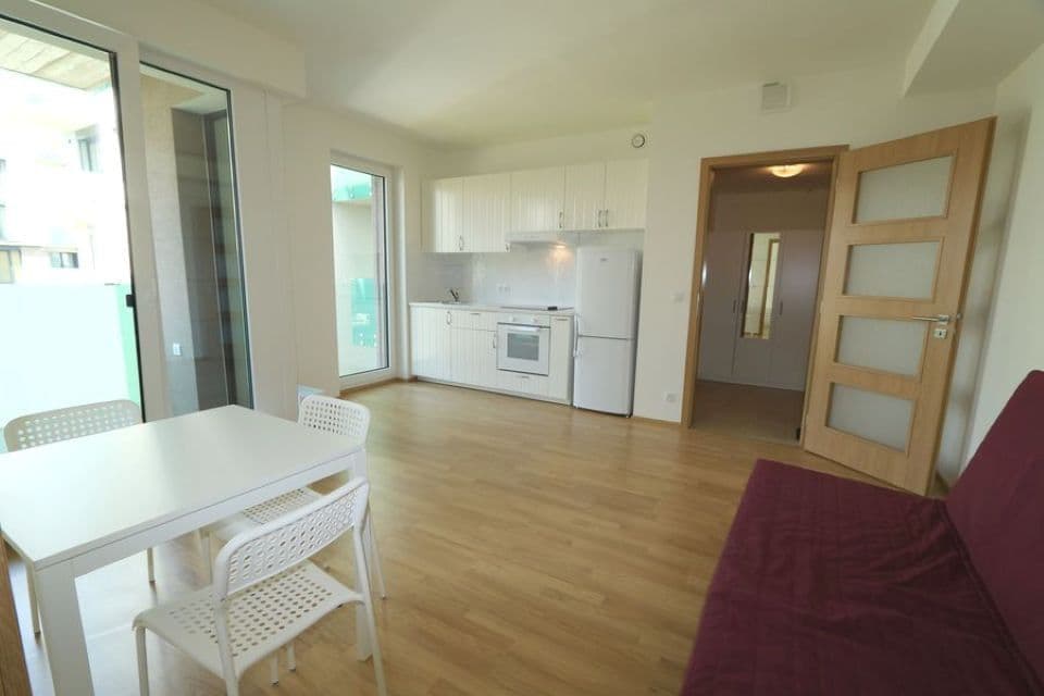 Prenájom bytu 2-izbový 43 m², Petržílkova, Praha, Praha Prenájom bytu 2-izbový 43 m², Petržílkova, Praha, Praha