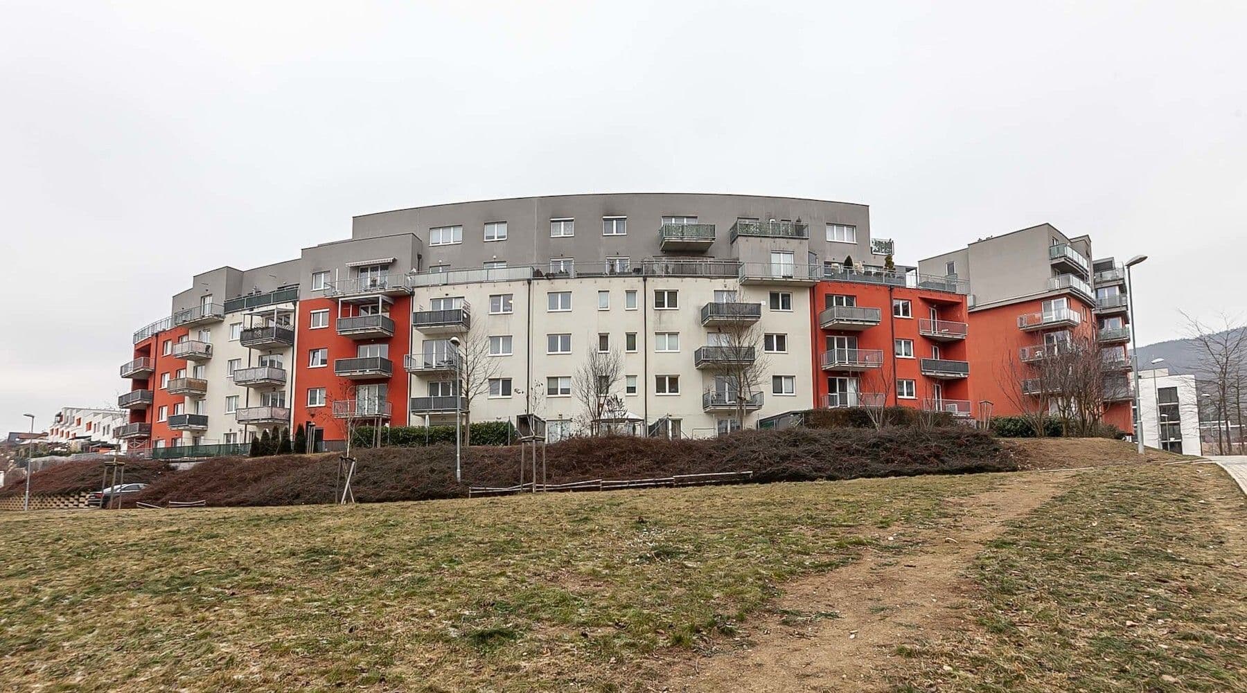 Predaj bytu 2-izbový 62 m², Nepilova, Beroun, Středočeský kraj Predaj bytu 2-izbový 62 m², Nepilova, Beroun, Středočeský kraj