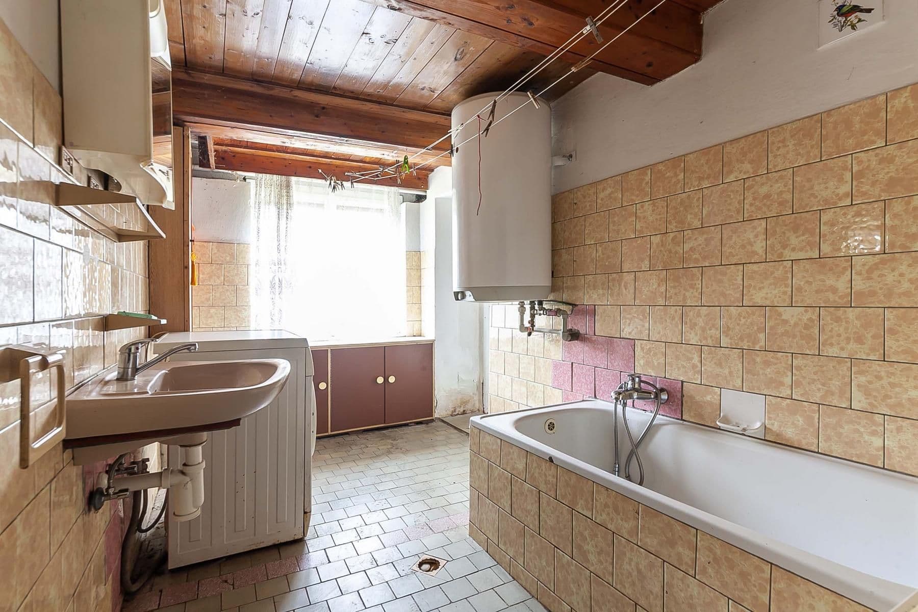 Predaj domu 189 m², pozemok 1.847 m², Jiříkovská, Rumburk, Ústecký kraj Predaj domu 189 m², pozemok 1.847 m², Jiříkovská, Rumburk, Ústecký kraj