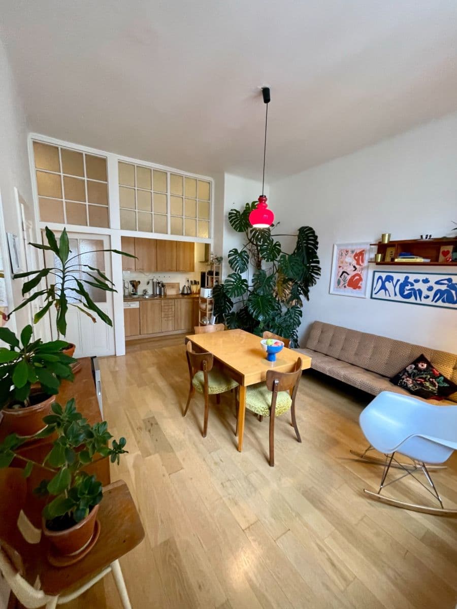 Prenájom bytu 3-izbový 90 m², U Starého hřbitova, Praha, Praha Prenájom bytu 3-izbový 90 m², U Starého hřbitova, Praha, Praha