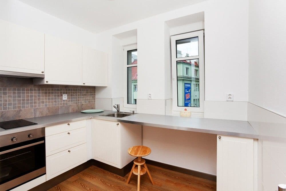Prenájom bytu 2-izbový 37 m², Zenklova, Praha, Praha Prenájom bytu 2-izbový 37 m², Zenklova, Praha, Praha