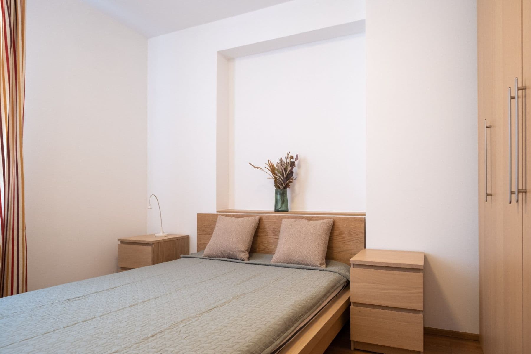 Prenájom bytu 2-izbový 37 m², Zenklova, Praha, Praha Prenájom bytu 2-izbový 37 m², Zenklova, Praha, Praha