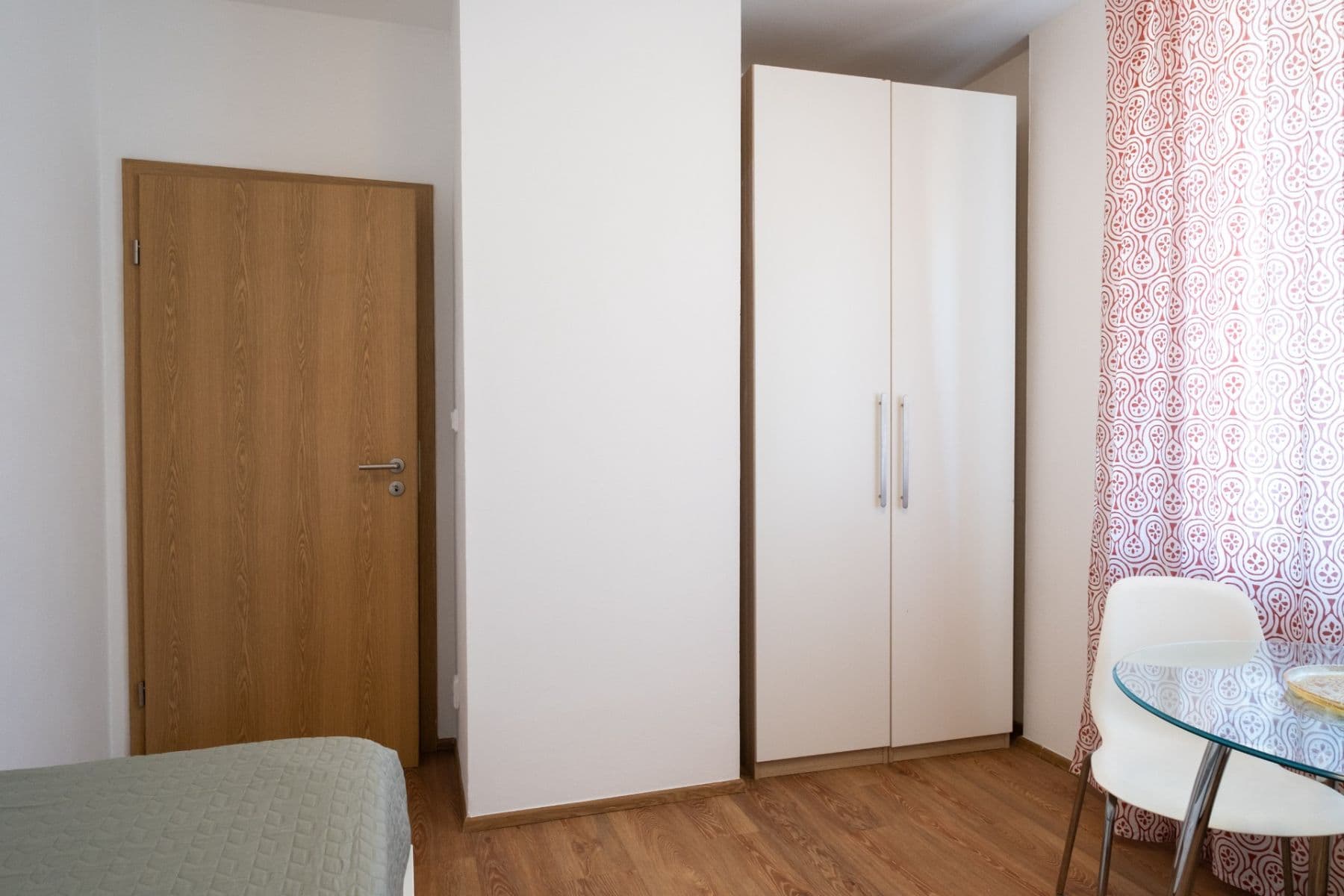 Prenájom bytu 2-izbový 37 m², Zenklova, Praha, Praha Prenájom bytu 2-izbový 37 m², Zenklova, Praha, Praha
