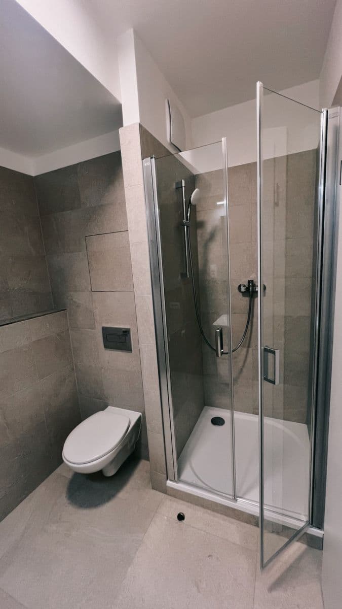 Prenájom bytu 1-izbový 33 m², Gerstelova, Praha, Praha Prenájom bytu 1-izbový 33 m², Gerstelova, Praha, Praha
