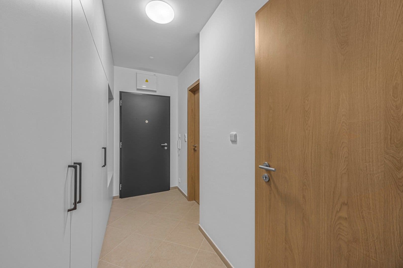 Prenájom bytu 2-izbový 40 m², Honzíkova, Praha, Praha Prenájom bytu 2-izbový 40 m², Honzíkova, Praha, Praha