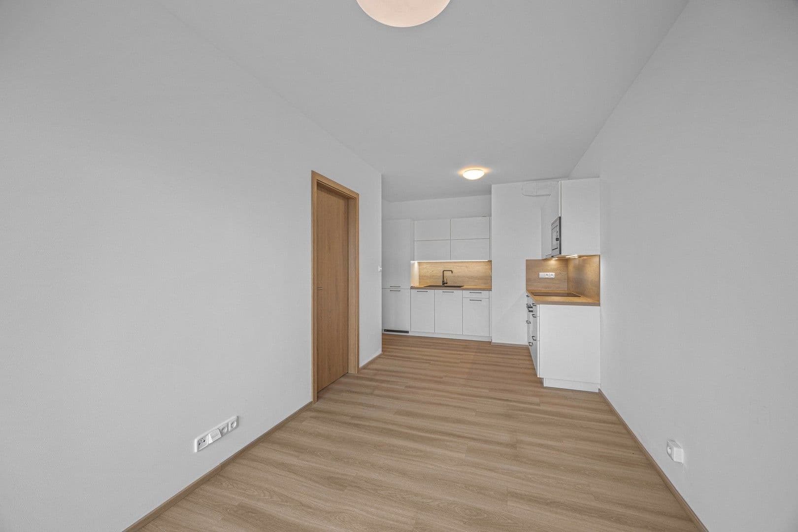 Prenájom bytu 2-izbový 40 m², Honzíkova, Praha, Praha Prenájom bytu 2-izbový 40 m², Honzíkova, Praha, Praha
