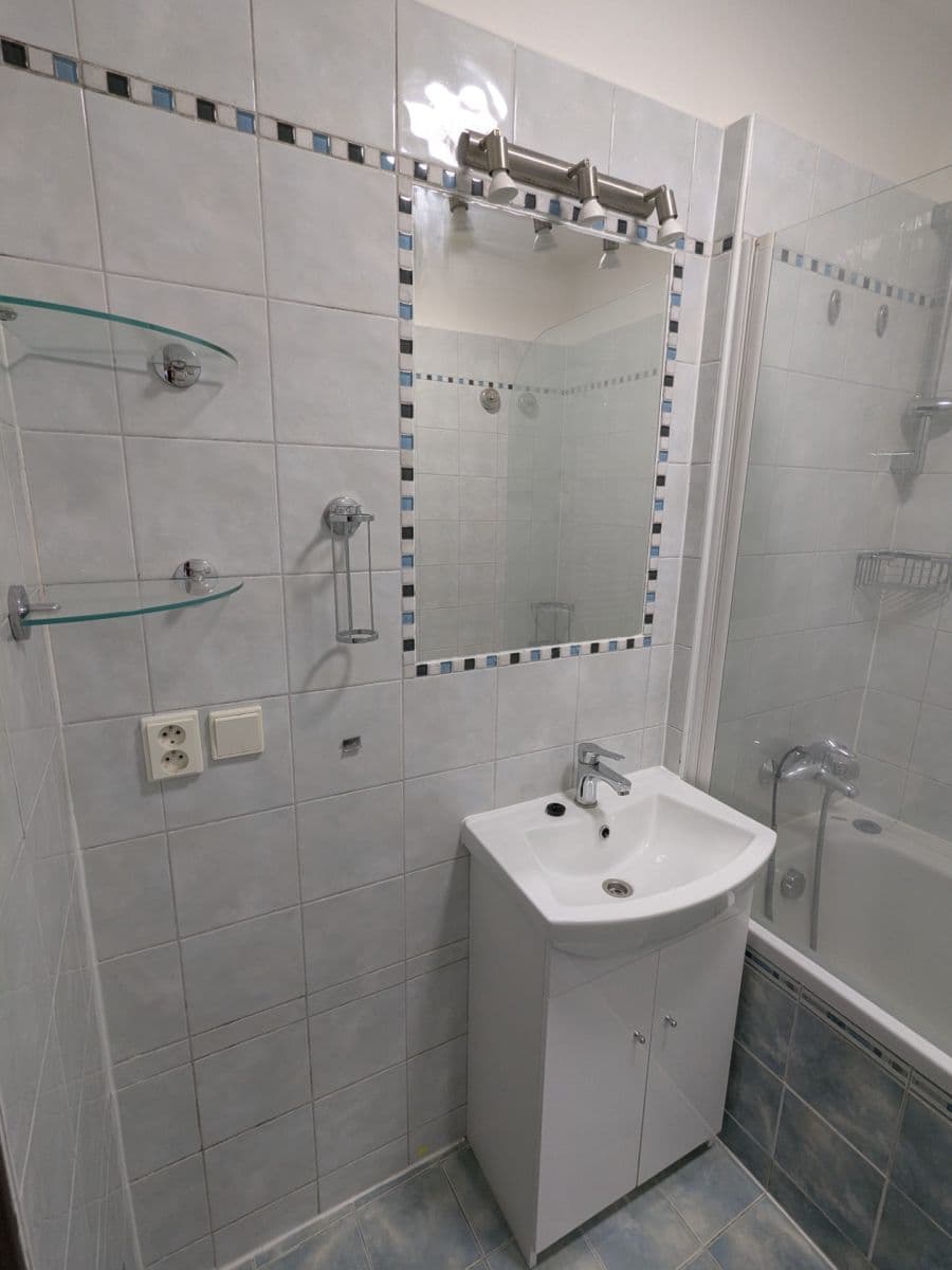 Predaj bytu 3-izbový 79 m², Kárníkova, Brno, Jihomoravský kraj Predaj bytu 3-izbový 79 m², Kárníkova, Brno, Jihomoravský kraj