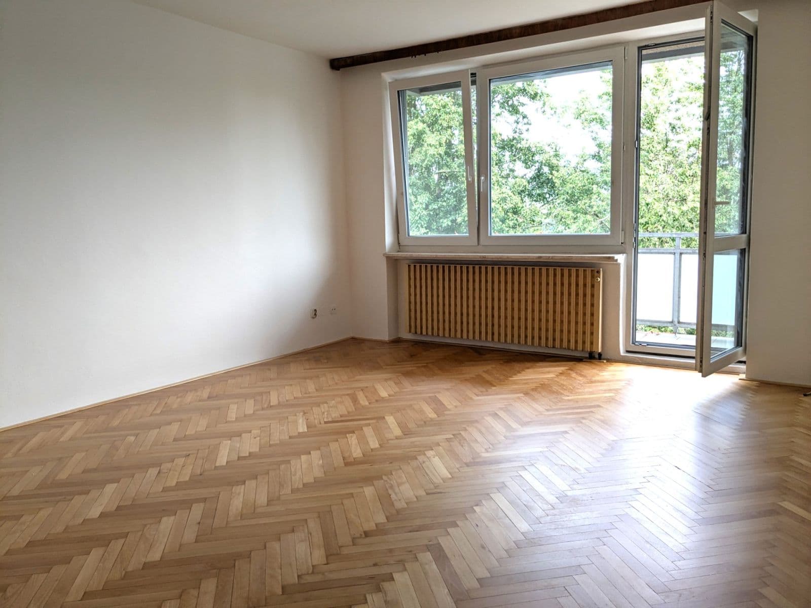 Predaj bytu 3-izbový 79 m², Kárníkova, Brno, Jihomoravský kraj Predaj bytu 3-izbový 79 m², Kárníkova, Brno, Jihomoravský kraj