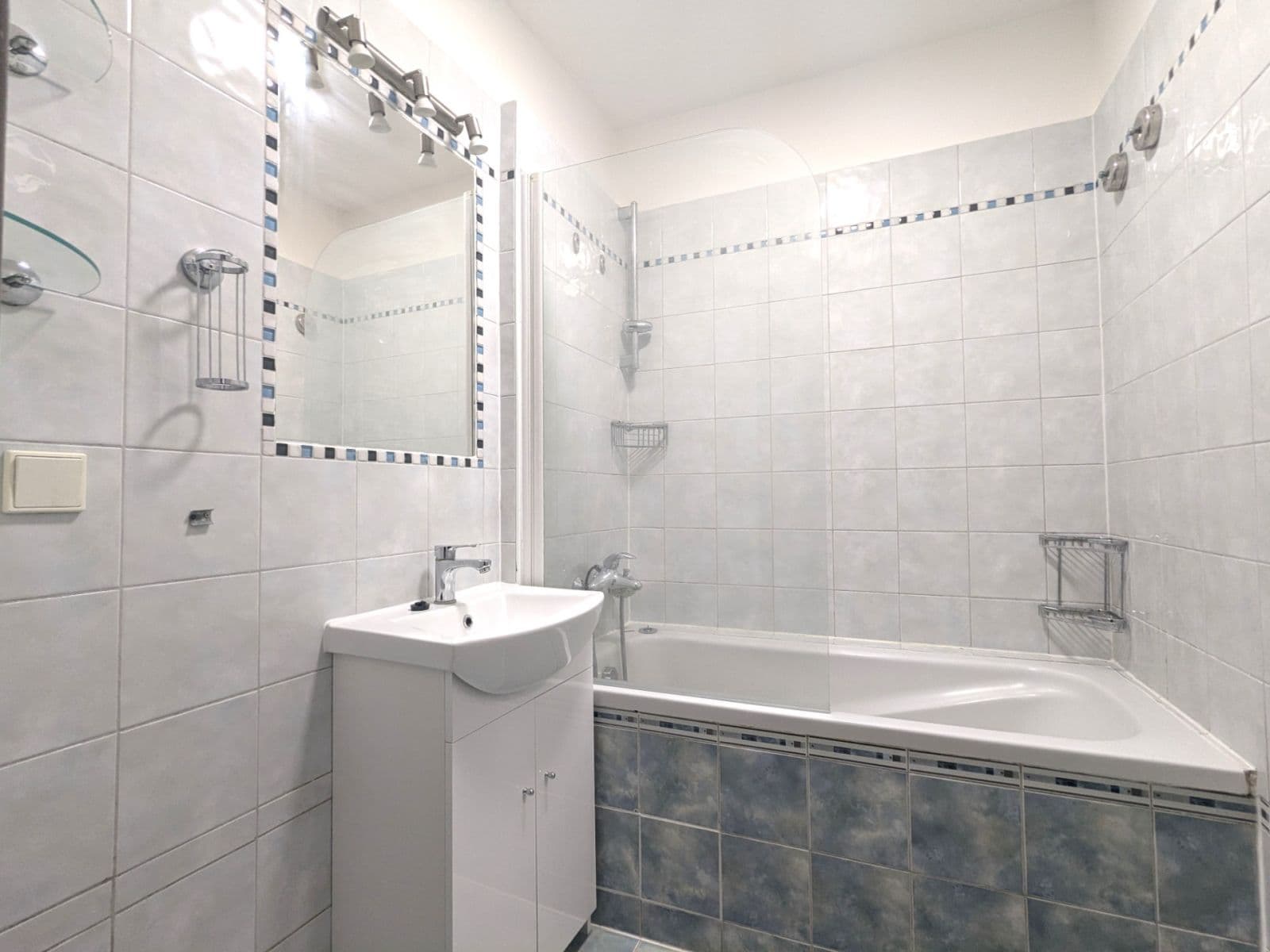 Predaj bytu 3-izbový 79 m², Kárníkova, Brno, Jihomoravský kraj Predaj bytu 3-izbový 79 m², Kárníkova, Brno, Jihomoravský kraj