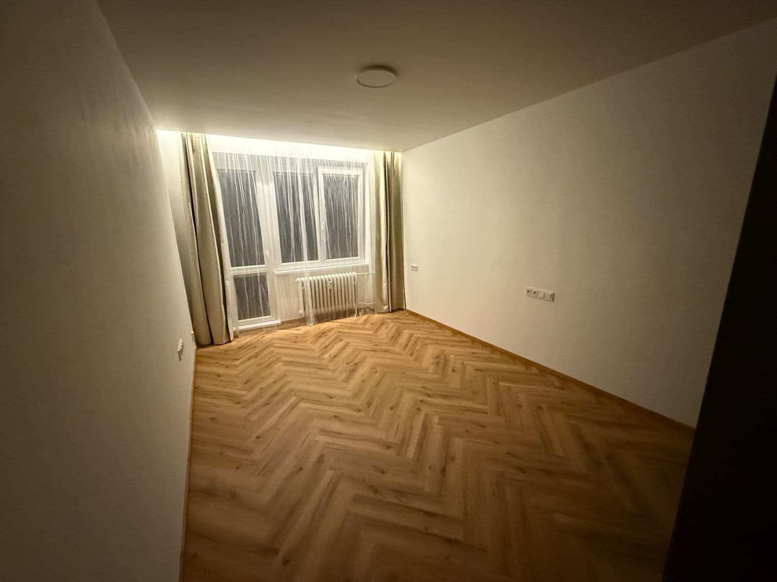 Prenájom bytu 2-izbový 54 m², Kamenická, Děčín, Ústecký kraj Prenájom bytu 2-izbový 54 m², Kamenická, Děčín, Ústecký kraj