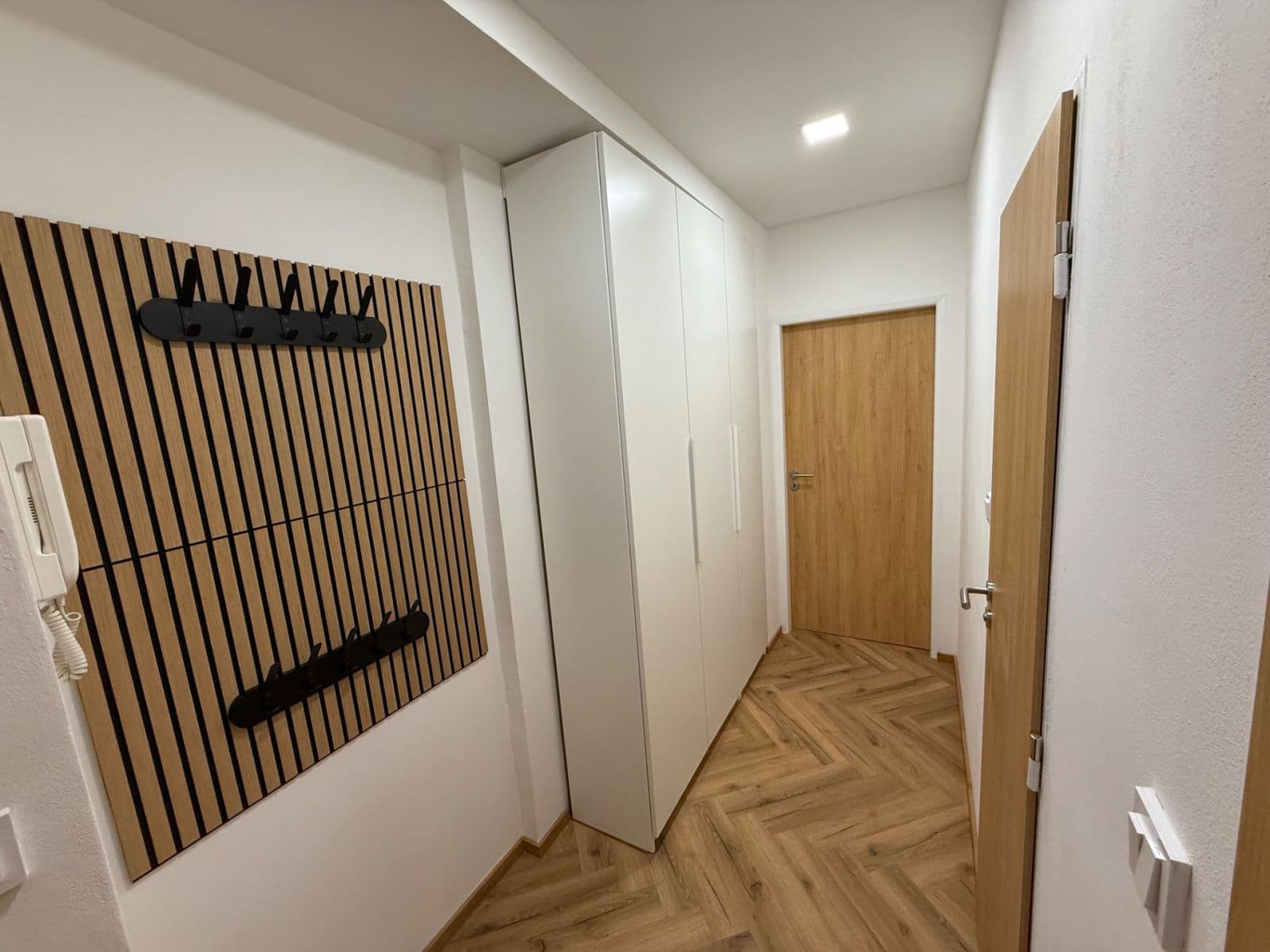 Prenájom bytu 2-izbový 54 m², Kamenická, Děčín, Ústecký kraj Prenájom bytu 2-izbový 54 m², Kamenická, Děčín, Ústecký kraj