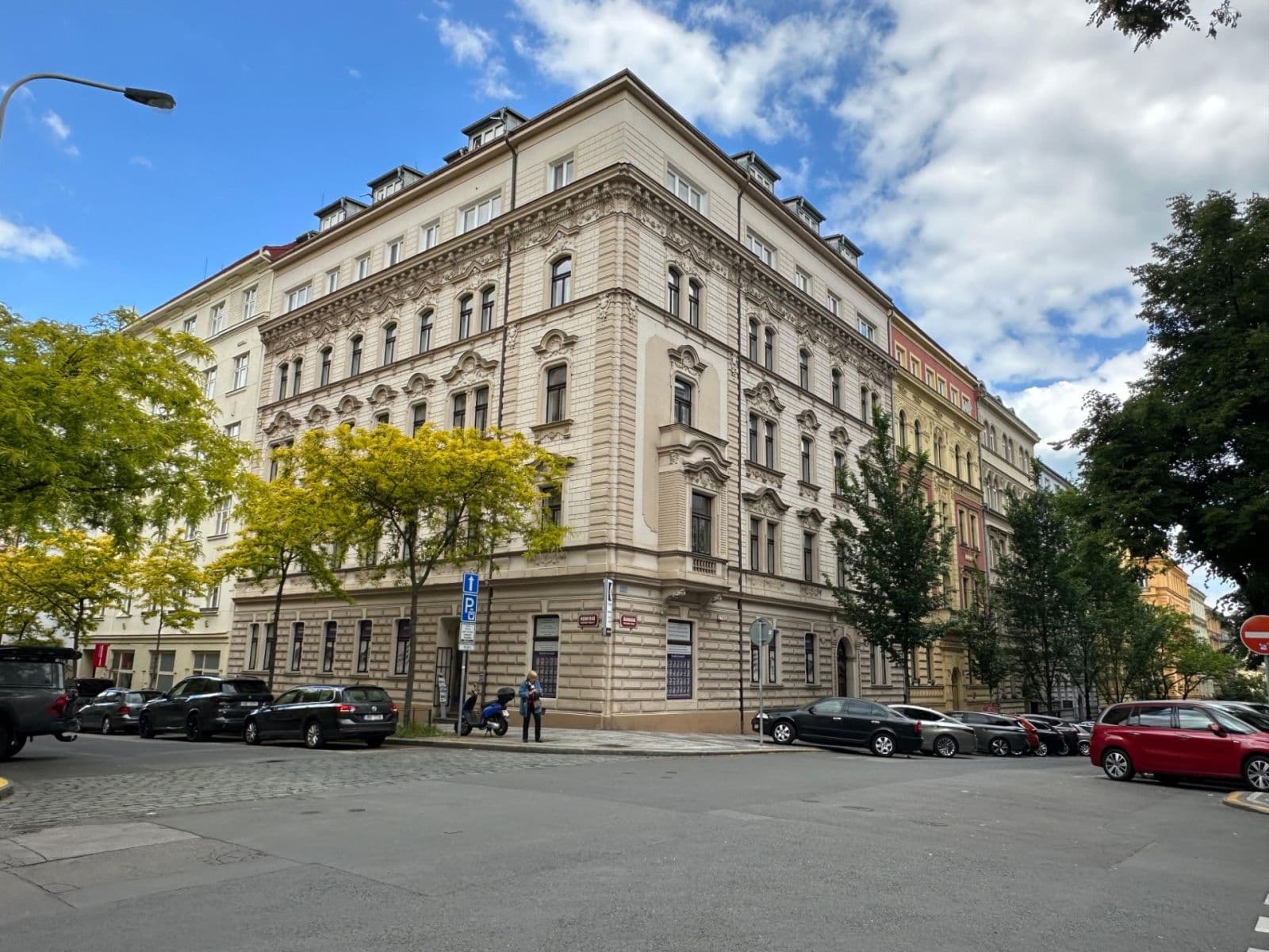 Prenájom bytu 2-izbový 57 m², Šumavská, Praha, Praha Prenájom bytu 2-izbový 57 m², Šumavská, Praha, Praha