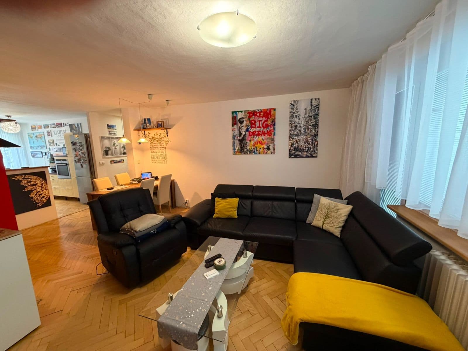 Predaj bytu 3-izbový 82 m², Dubková, Rožnov pod Radhoštěm, Zlínský kraj Predaj bytu 3-izbový 82 m², Dubková, Rožnov pod Radhoštěm, Zlínský kraj