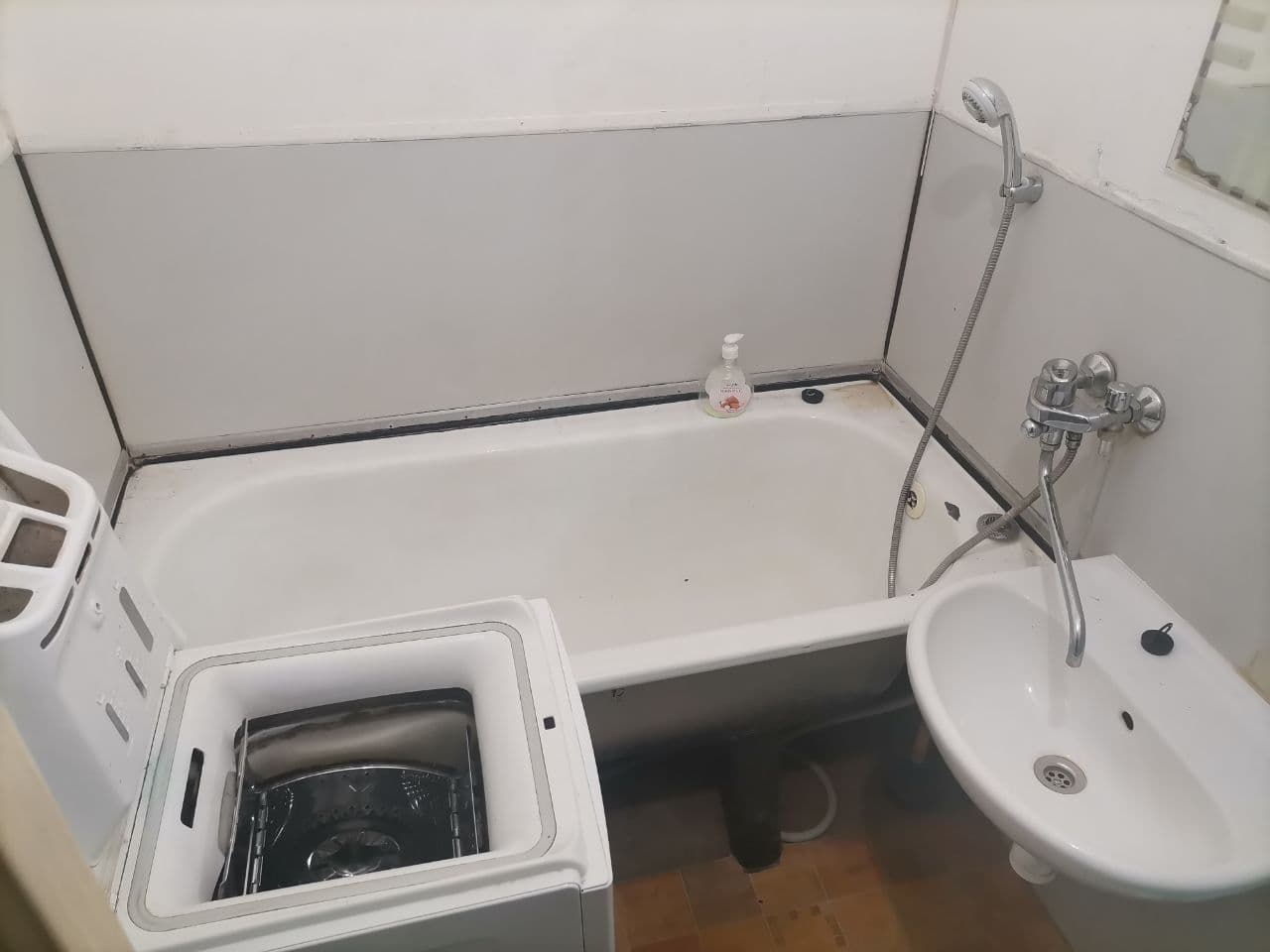 Prenájom bytu 3-izbový 61 m², Hlavní, Hanušovice, Olomoucký kraj Prenájom bytu 3-izbový 61 m², Hlavní, Hanušovice, Olomoucký kraj