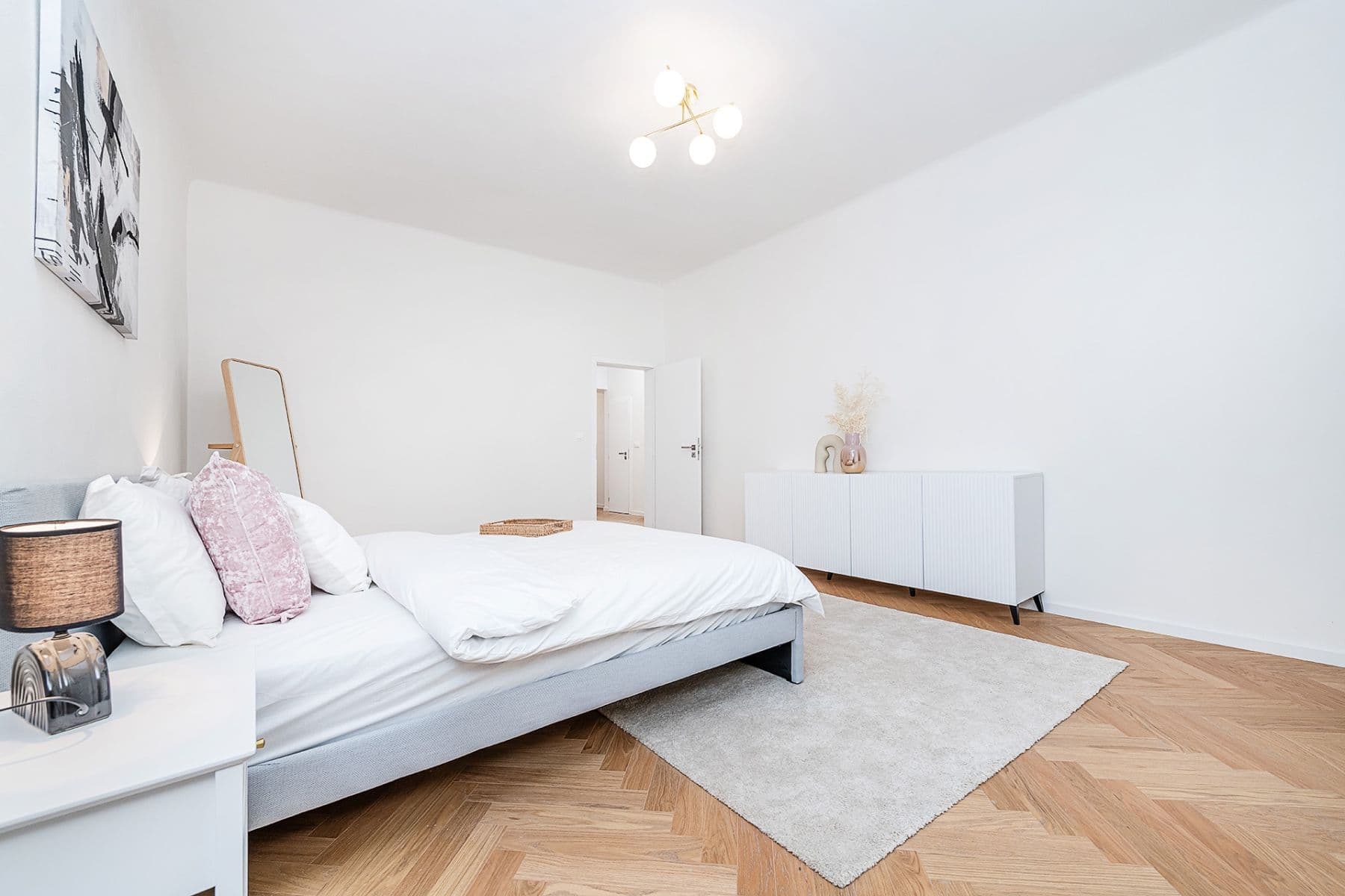Predaj bytu 3-izbový 100 m², Boleslavská, Praha, Praha Predaj bytu 3-izbový 100 m², Boleslavská, Praha, Praha