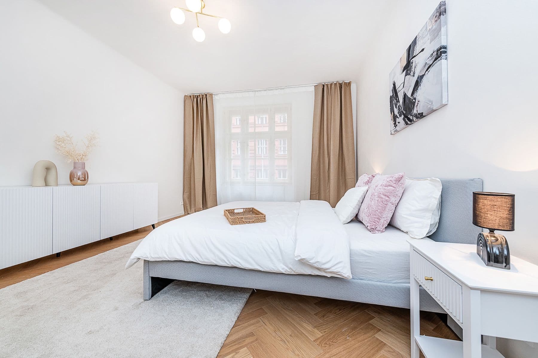 Predaj bytu 3-izbový 100 m², Boleslavská, Praha, Praha Predaj bytu 3-izbový 100 m², Boleslavská, Praha, Praha