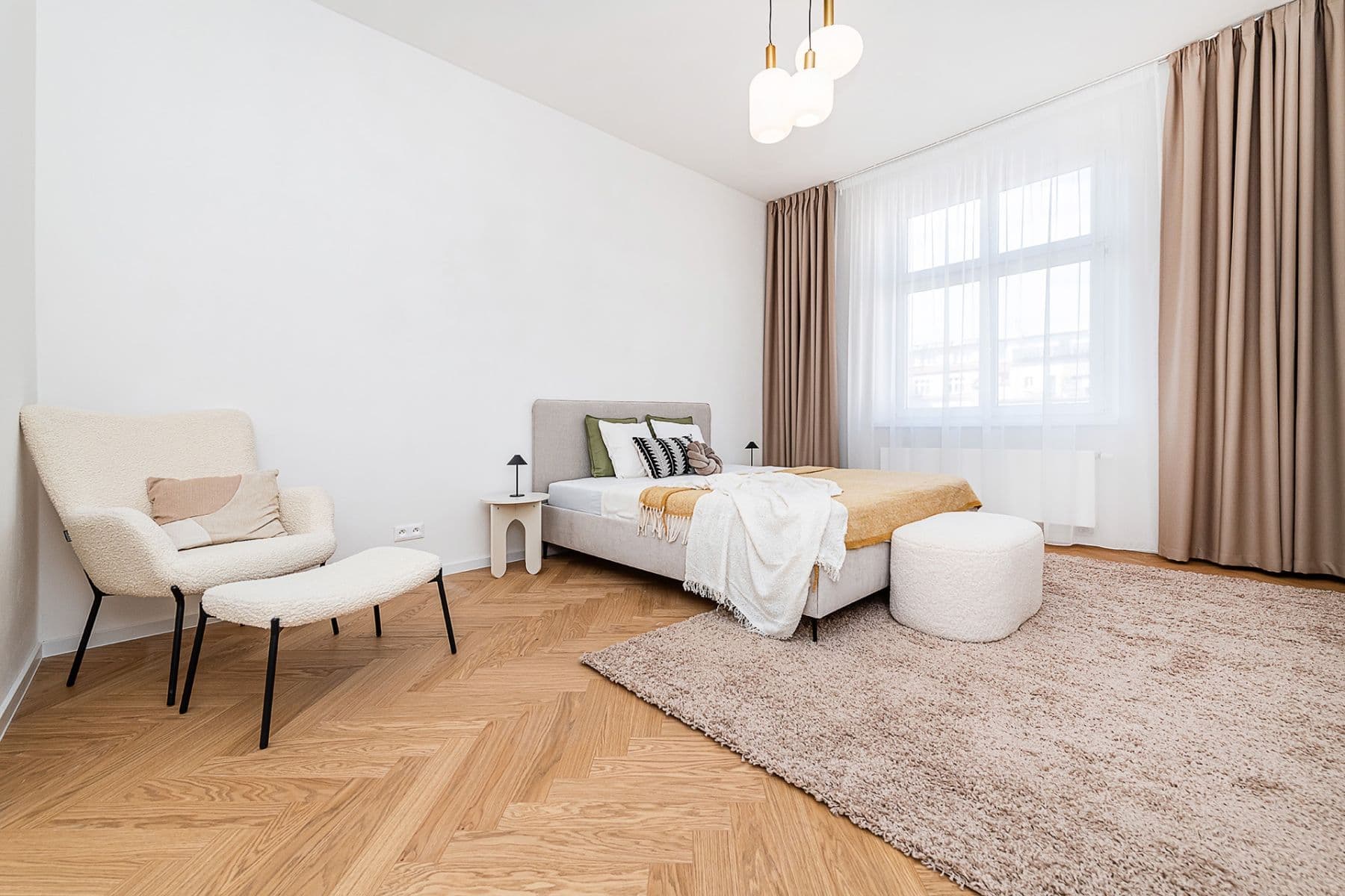 Predaj bytu 3-izbový 100 m², Boleslavská, Praha, Praha Predaj bytu 3-izbový 100 m², Boleslavská, Praha, Praha