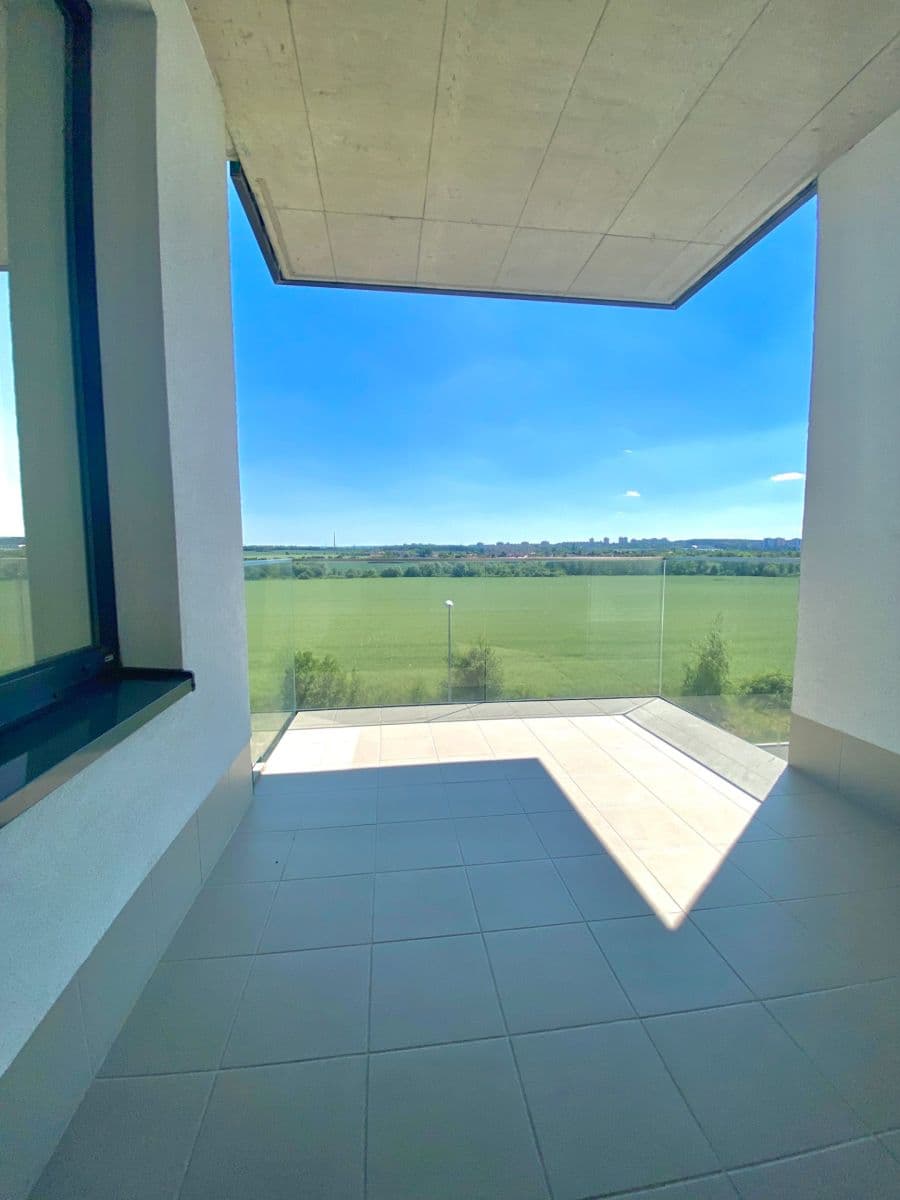 Prenájom bytu 1-izbový 54 m², Honzíkova, Praha, Praha Prenájom bytu 1-izbový 54 m², Honzíkova, Praha, Praha