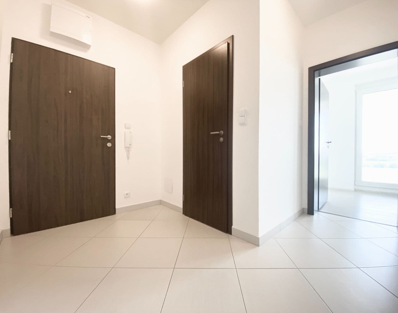 Prenájom bytu 1-izbový 54 m², Honzíkova, Praha, Praha Prenájom bytu 1-izbový 54 m², Honzíkova, Praha, Praha