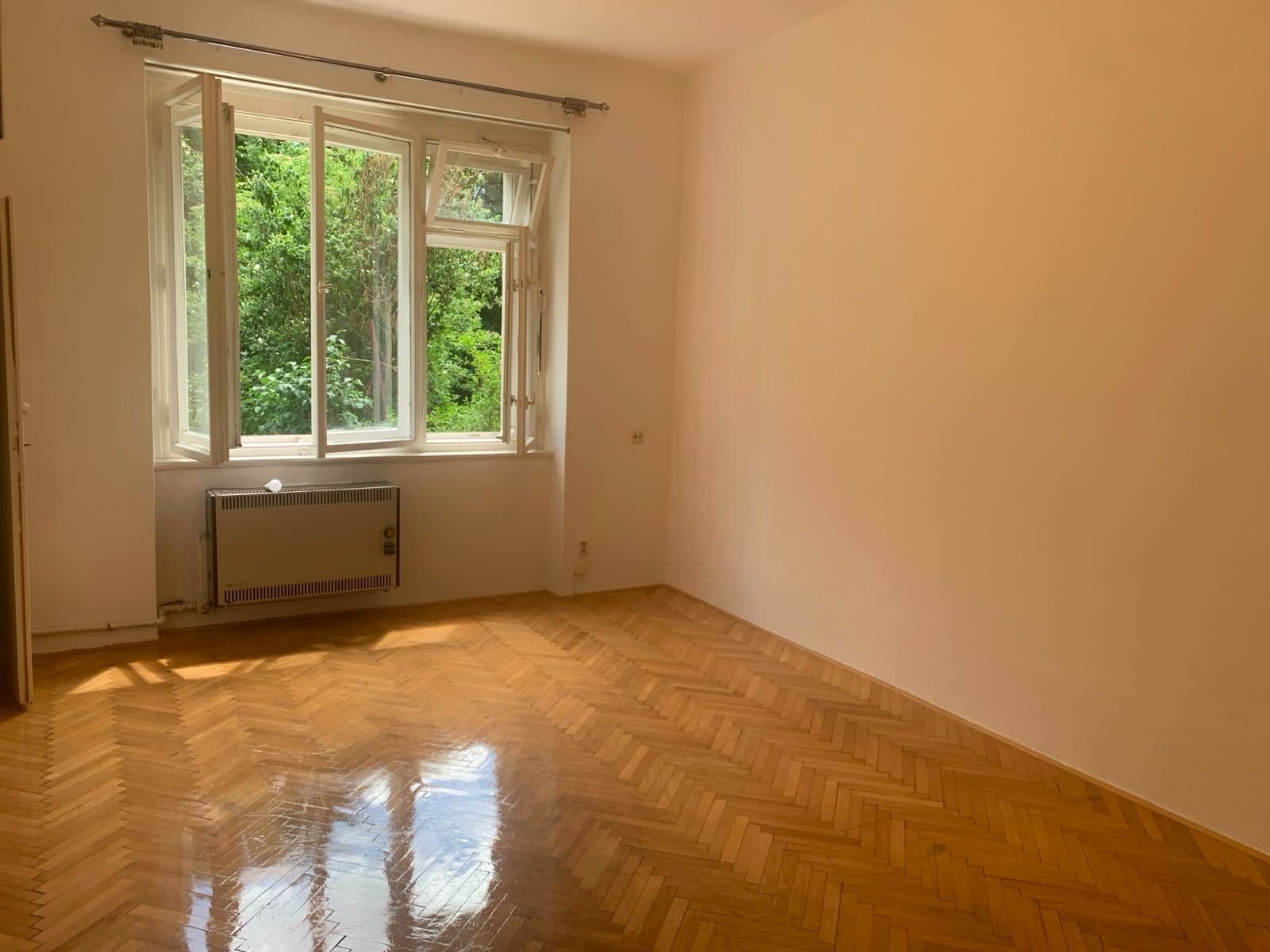Prenájom bytu 1-izbový 25 m², Vršovická, Praha, Praha Prenájom bytu 1-izbový 25 m², Vršovická, Praha, Praha