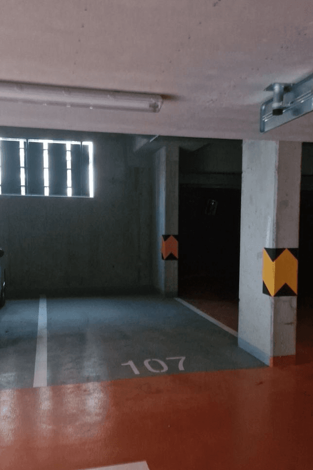 Prenájom garáže 12 m², Hugo Haase, Praha, Praha Prenájom garáže 12 m², Hugo Haase, Praha, Praha