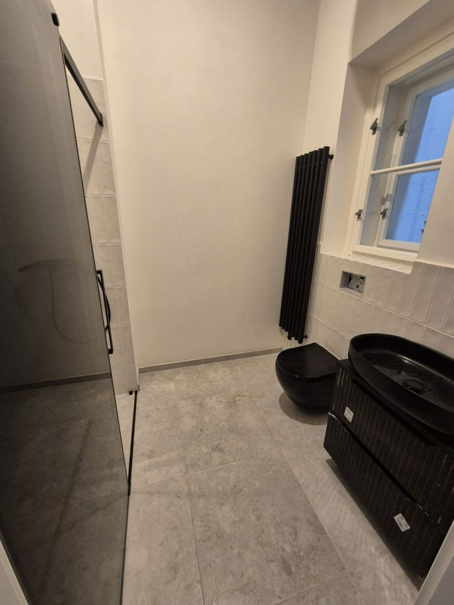 Prenájom bytu 1-izbový 37 m², Stupkova, Praha, Praha Prenájom bytu 1-izbový 37 m², Stupkova, Praha, Praha