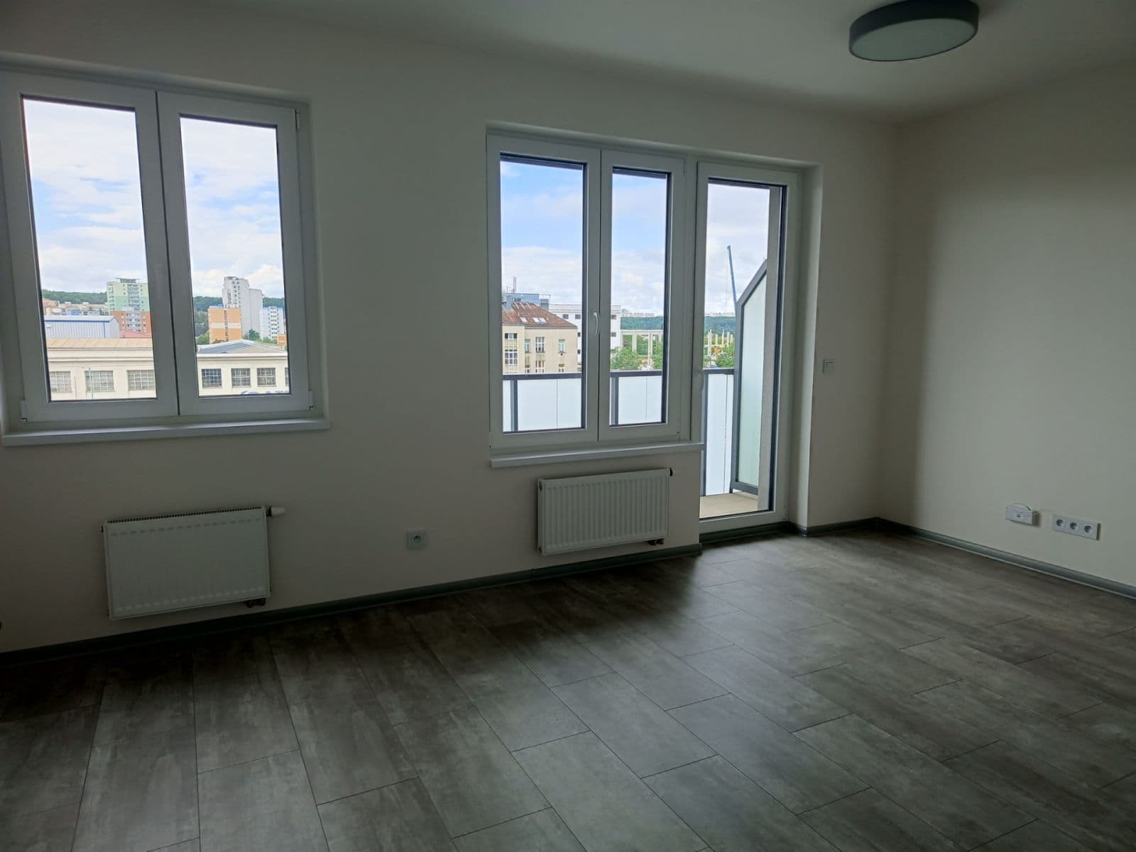 Prenájom bytu 1-izbový 30 m², Arnošta Staňka, Praha, Praha Prenájom bytu 1-izbový 30 m², Arnošta Staňka, Praha, Praha