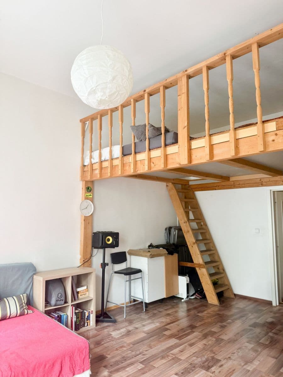 Prenájom bytu 1-izbový 42 m², Husitská, Praha, Praha Prenájom bytu 1-izbový 42 m², Husitská, Praha, Praha