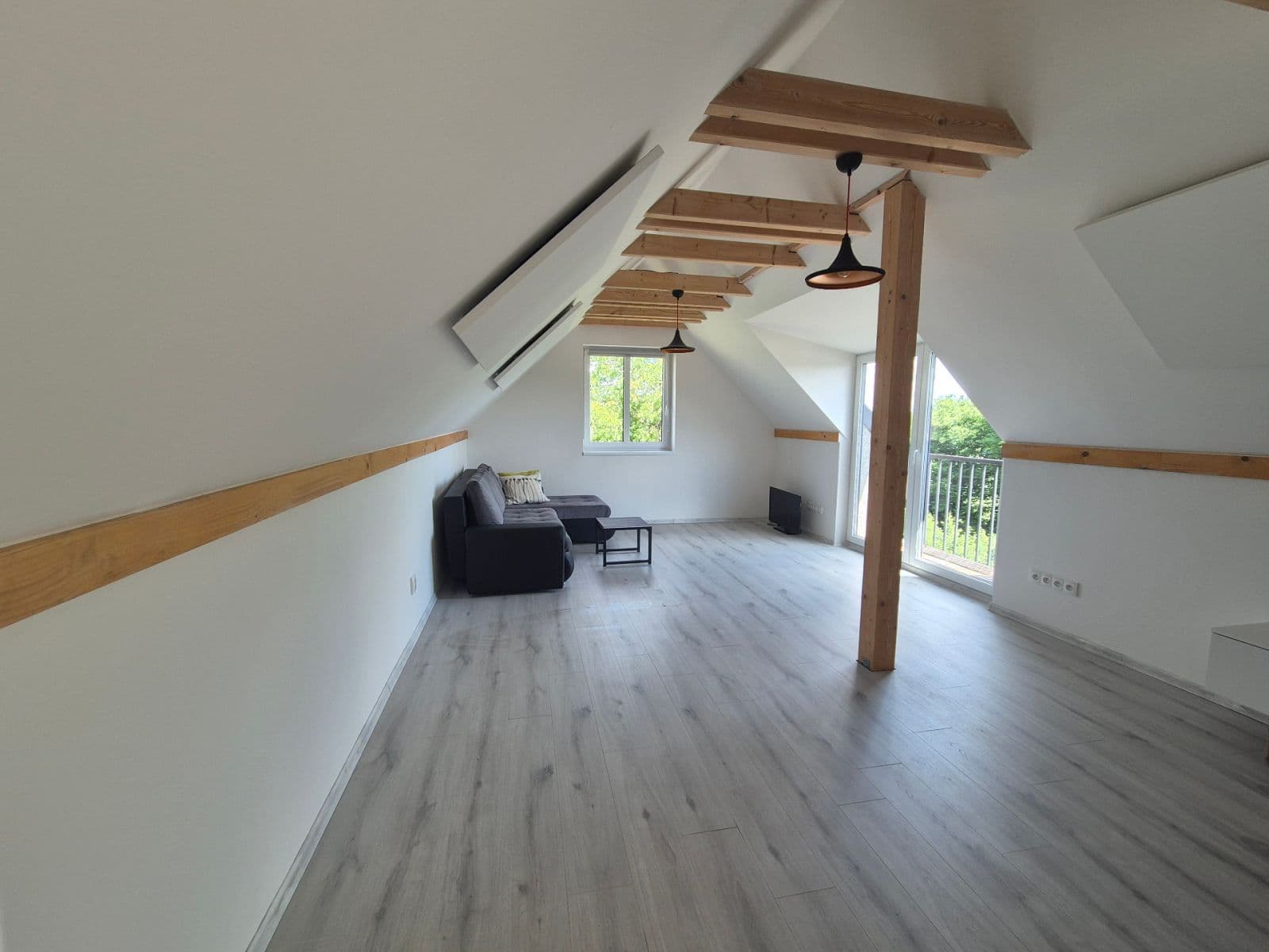 Predaj rekreačného objektu 91 m², pozemok 1.000 m², Slatiňany, Pardubický kraj Predaj rekreačného objektu 91 m², pozemok 1.000 m², Slatiňany, Pardubický kraj