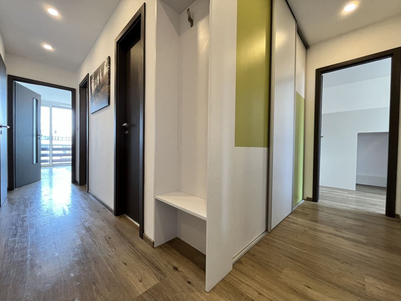 Prenájom bytu 3-izbový 79 m², Doubravčická, Praha, Praha Prenájom bytu 3-izbový 79 m², Doubravčická, Praha, Praha